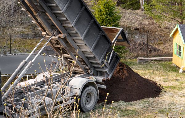 Yard Soil Delivery in North Tonawanda