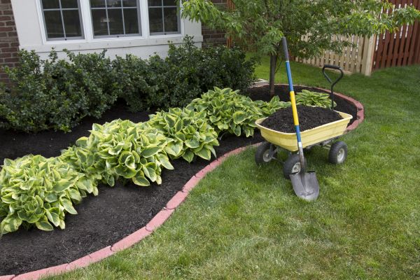 Landscape Mulching in North Tonawanda
